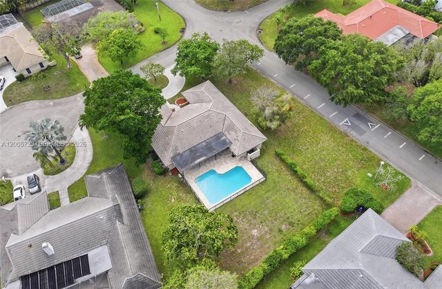 120 NW 84th Way, Coral Springs, FL 33071
