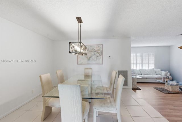 120 NW 84th Way, Coral Springs, FL 33071