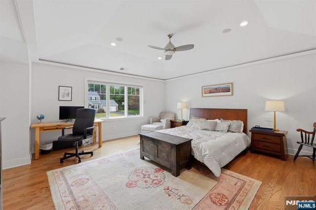 95 Mezzine Drive, Cresskill, NJ 07626
