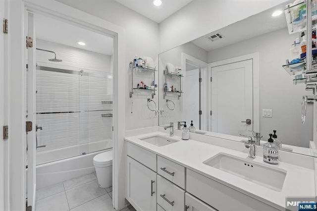 95 Mezzine Drive, Cresskill, NJ 07626