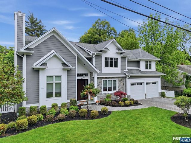 95 Mezzine Drive, Cresskill, NJ 07626