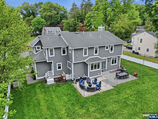 95 Mezzine Drive, Cresskill, NJ 07626