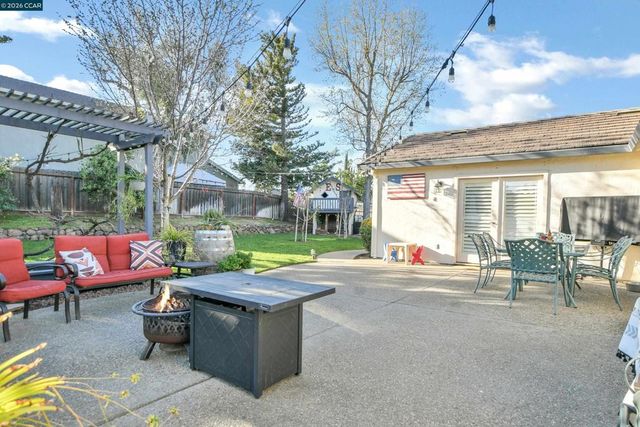 641 Woodbury Pl, Oakley, CA 94561