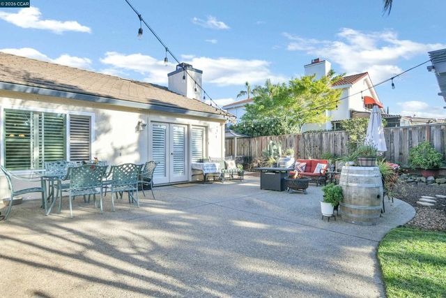 641 Woodbury Pl, Oakley, CA 94561