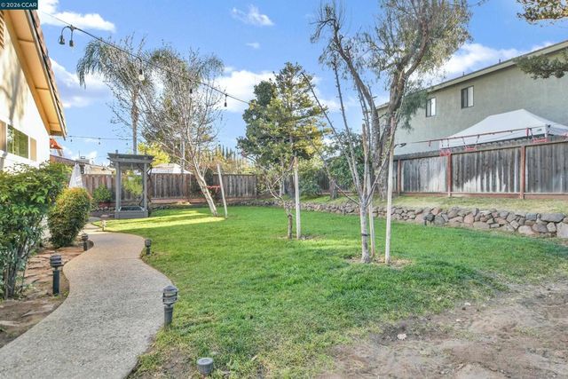 641 Woodbury Pl, Oakley, CA 94561