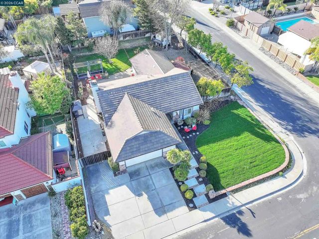 641 Woodbury Pl, Oakley, CA 94561