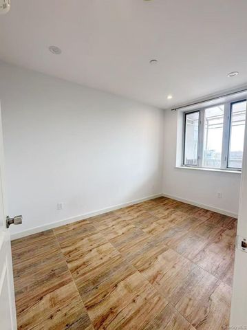 818 60th Street 6B, Brooklyn, NY 11220