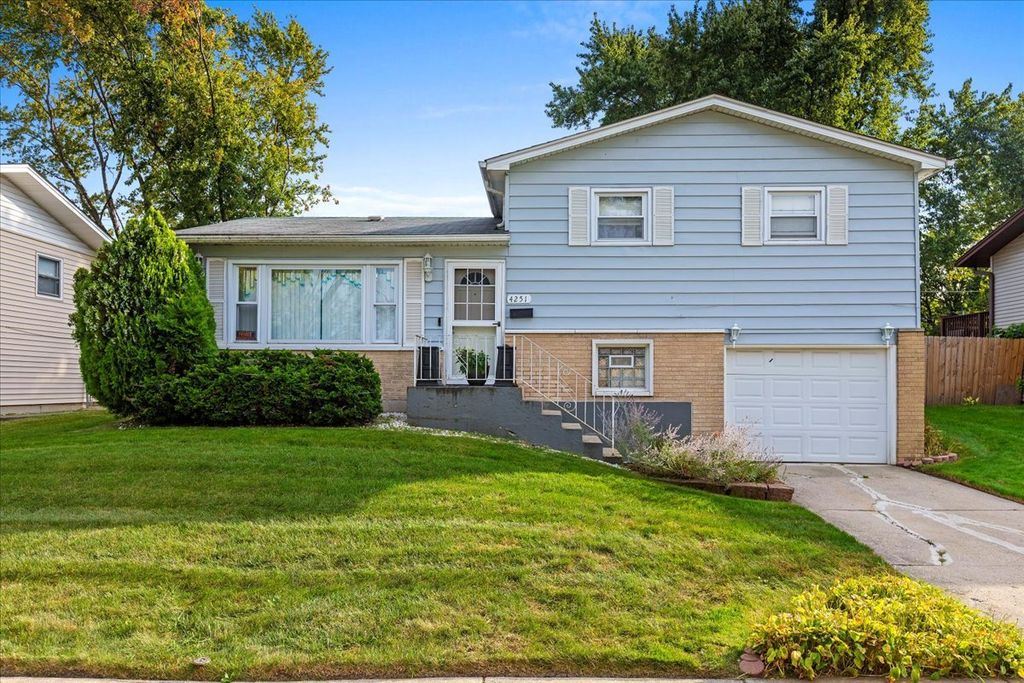 4251 190th Place, Country Club Hills, IL 60478