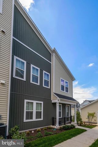 25524 RED CHERRY DR, Aldie, VA 20105