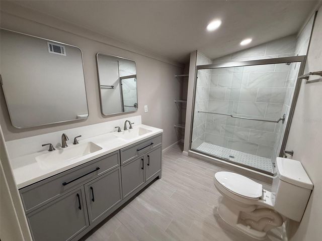 614 NW 4TH STREET, Gainesville, FL 32601