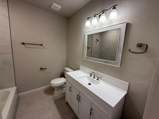 614 NW 4TH STREET, Gainesville, FL 32601