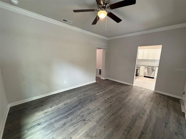 614 NW 4TH STREET, Gainesville, FL 32601