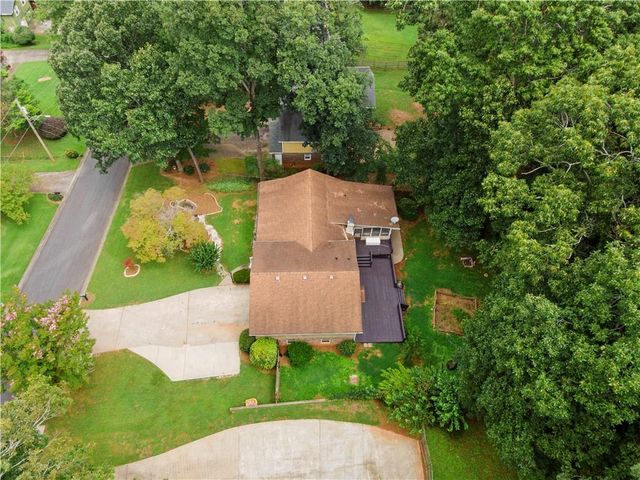 2162 Tourney Drive, Marietta, GA 30062