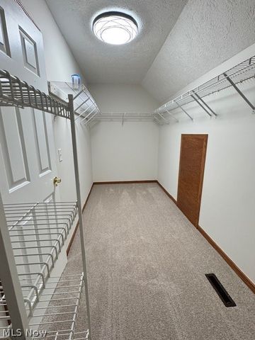 3805 Mount Vernon Boulevard, Norton, OH 44203