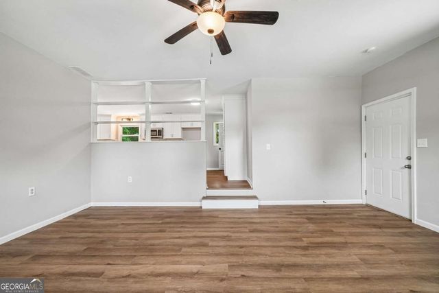 1352 White Oak Street SE, Conyers, GA 30013