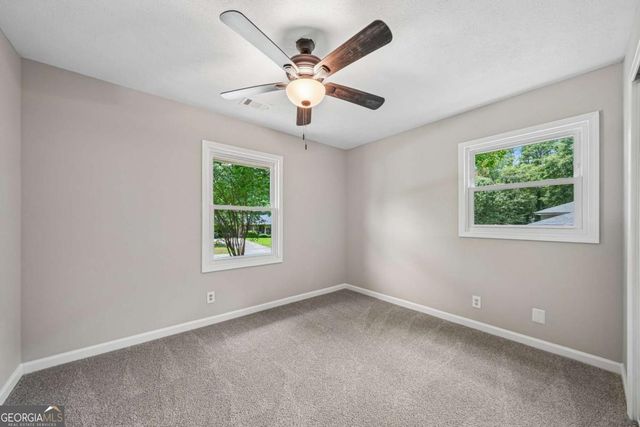1352 White Oak Street SE, Conyers, GA 30013