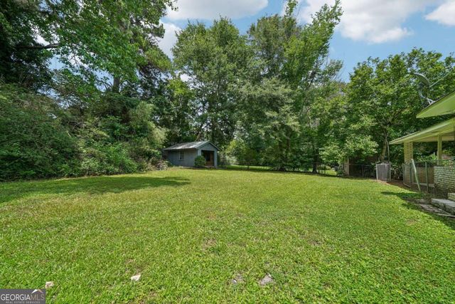 1352 White Oak Street SE, Conyers, GA 30013