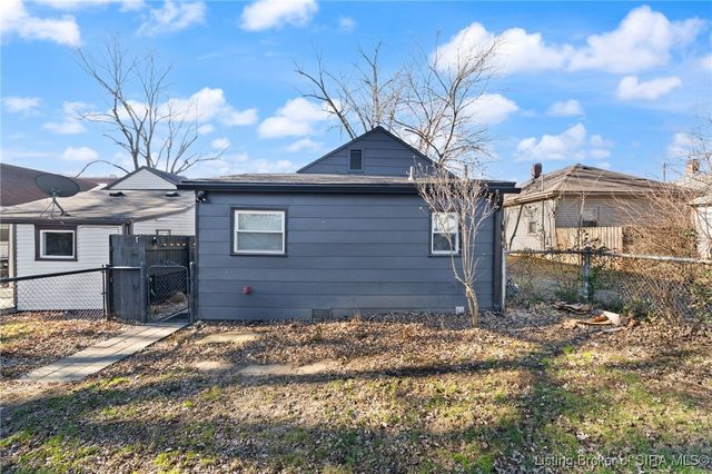 626 Mechanic Street, Jeffersonville, IN 47130