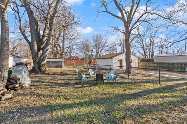 626 Mechanic Street, Jeffersonville, IN 47130