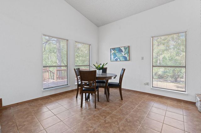 188 Tahitian DR, Bastrop, TX 78602
