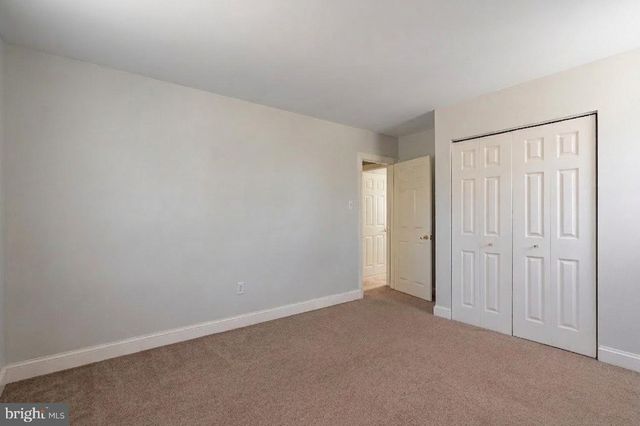 28 W HILLCREST AVE, Chalfont, PA 18914