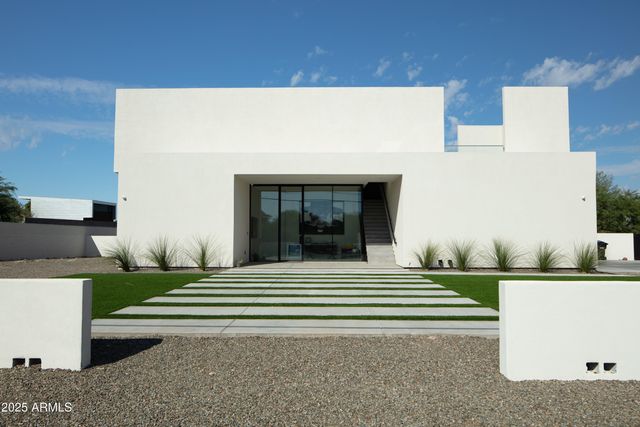 10310 N 37TH Street, Phoenix, AZ 85028