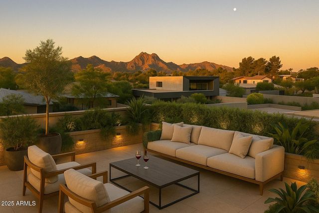 10310 N 37TH Street, Phoenix, AZ 85028