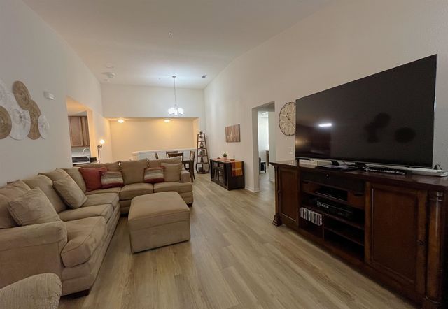 2103 Golden Lake Loop, St Augustine, FL 32084