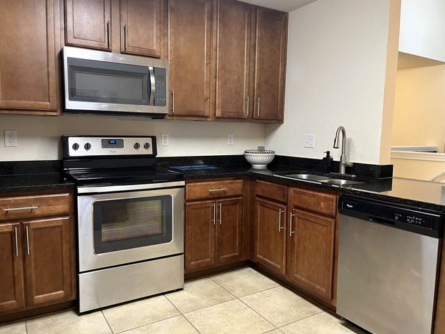 2103 Golden Lake Loop, St Augustine, FL 32084