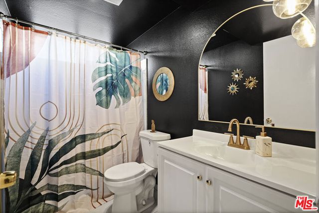 5245 Coldwater Canyon Avenue Unit C, Sherman Oaks, CA 91401