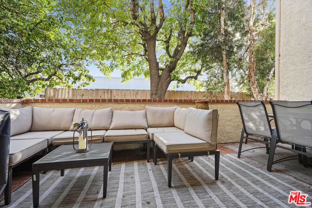 5245 Coldwater Canyon Avenue Unit C, Sherman Oaks, CA 91401