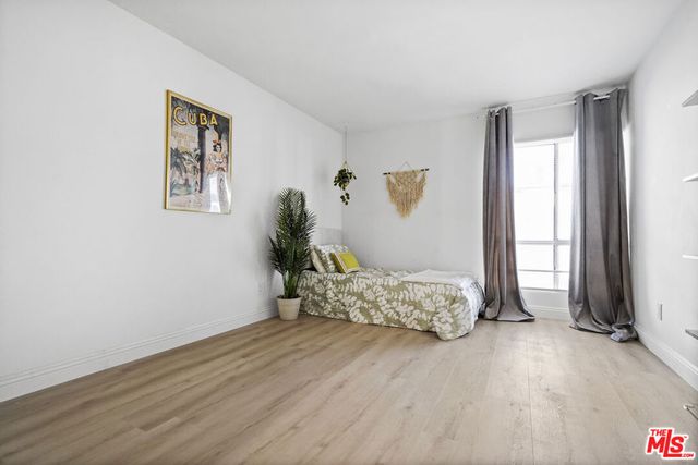 5245 Coldwater Canyon Avenue Unit C, Sherman Oaks, CA 91401