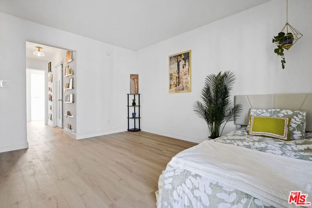 5245 Coldwater Canyon Avenue Unit C, Sherman Oaks, CA 91401