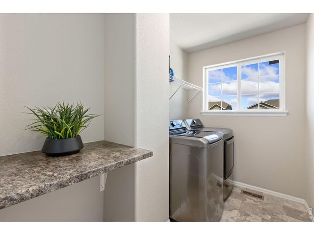 1631 Country Sun Ct, Windsor, CO 80550