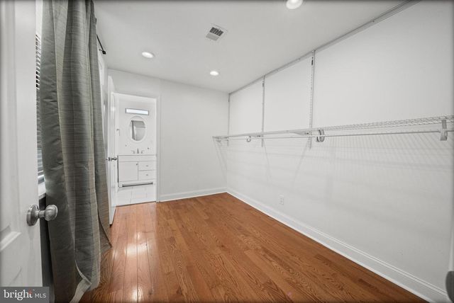 3303 DORCHESTER RD, Baltimore, MD 21215