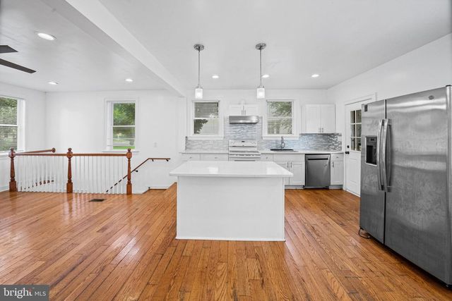 3303 DORCHESTER RD, Baltimore, MD 21215