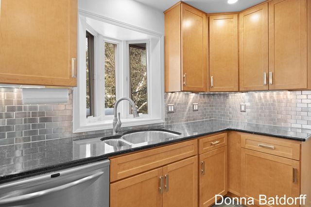 1725 Millbank Street Se, City Of Grand Rapids, MI 49508