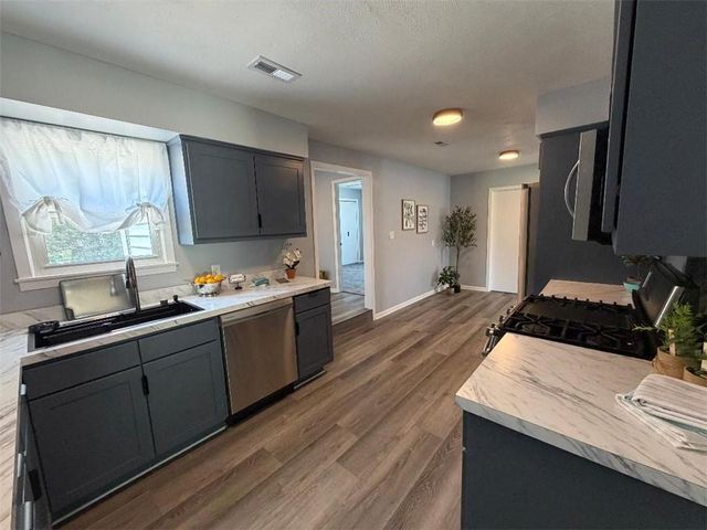 5757 S Mead Avenue, Wichita, KS 67216