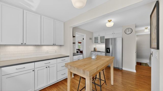 1214 7th Street SW, Rochester, MN 55902