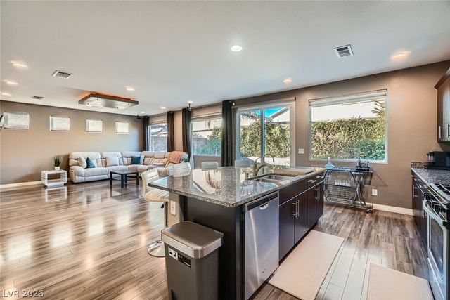 7473 Roman Huff Street, Las Vegas, NV 89123