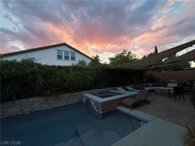 7473 Roman Huff Street, Las Vegas, NV 89123