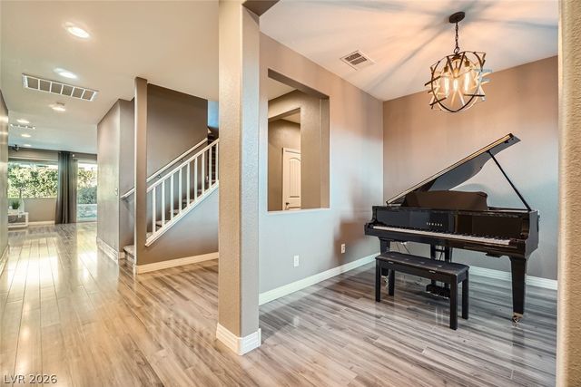 7473 Roman Huff Street, Las Vegas, NV 89123