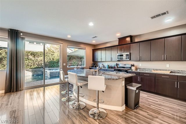 7473 Roman Huff Street, Las Vegas, NV 89123