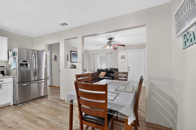 712 Hodgson Street, Fort Worth, TX 76115