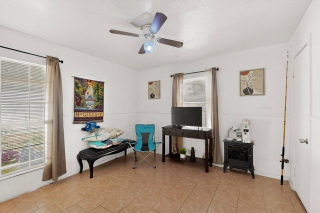 712 Hodgson Street, Fort Worth, TX 76115