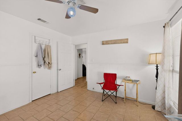 712 Hodgson Street, Fort Worth, TX 76115