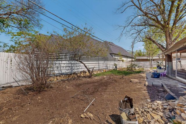 712 Hodgson Street, Fort Worth, TX 76115