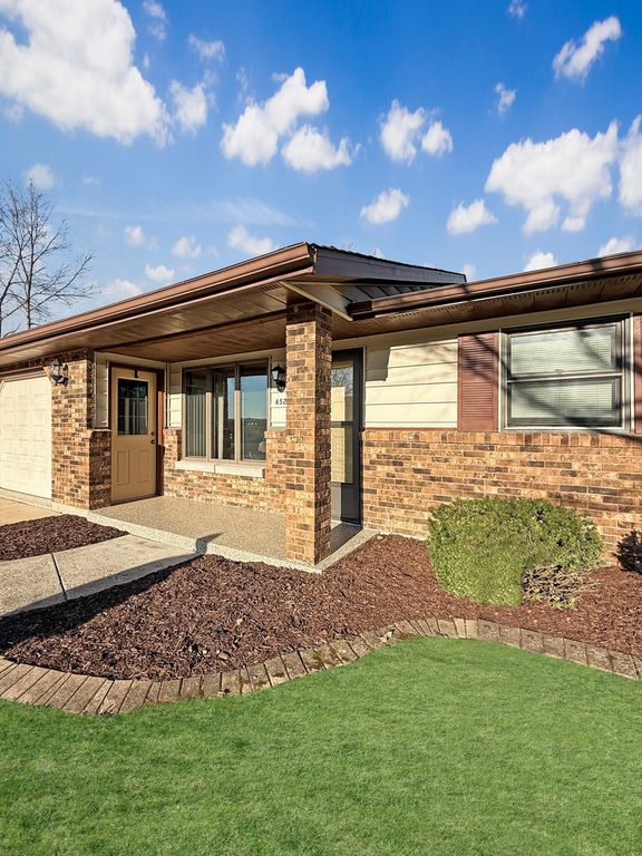 652 N Star Drive 1, Lena, IL 61048