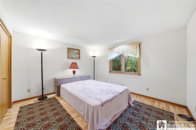 1860 North Forest Road, Amherst, NY 14221