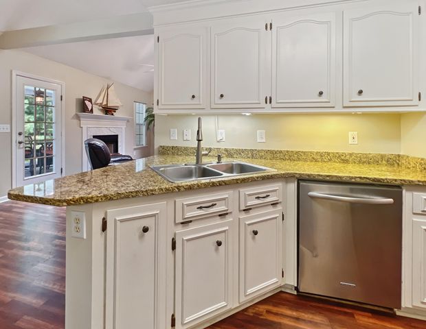 5472 Altamaha Drive, North Charleston, SC 29420